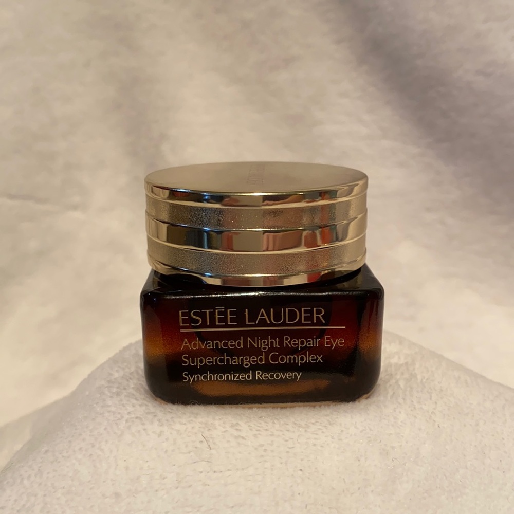 FULL SIZE BRAND NEW Estée Lauder Advanced Night Repair Eye Supercharged Complex